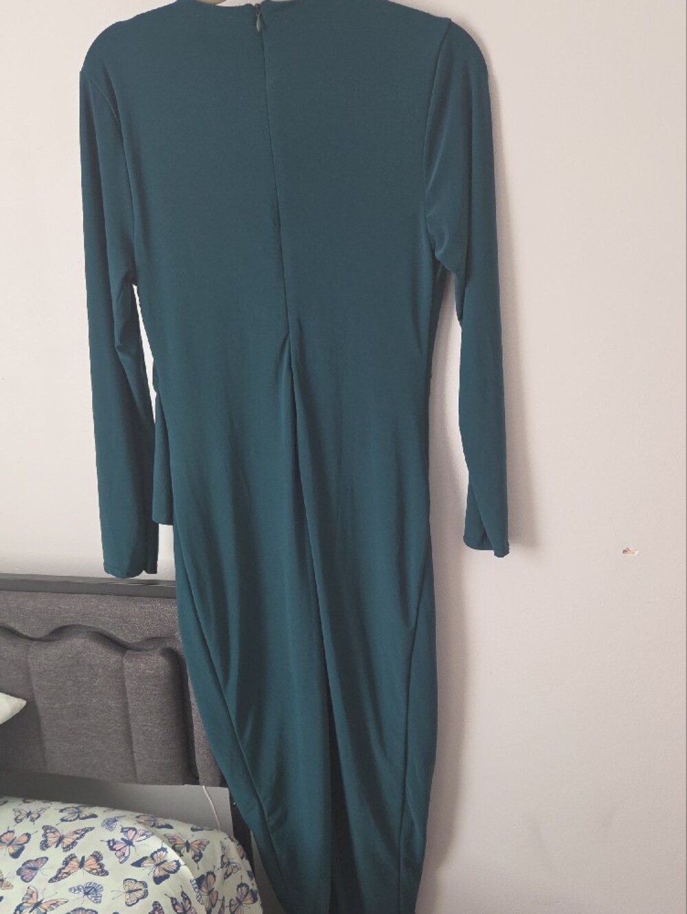 Dolce Vita | Bottle Green Long-Sleeve Ruffle Asymmetric Split Midi Dress - Picture 4 of 5